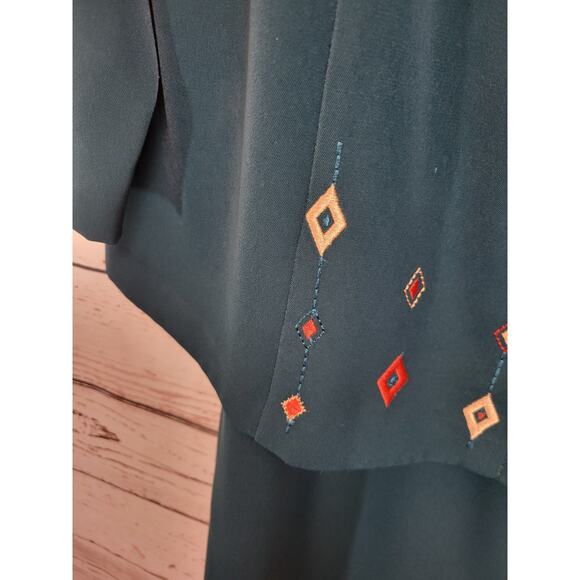 NWT Nancy Michaels Embroidered Green 2-Piece Career Work Shirt & Skirt Size 14.5 - Picture 11 of 16